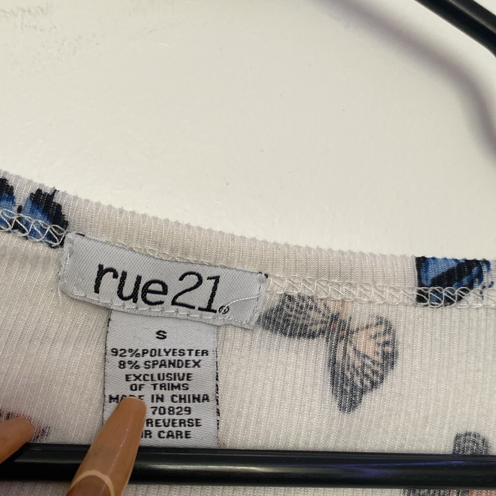 Butterfly shirt - Picture 2 of 3